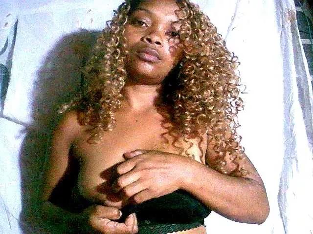 Nadia007 from BongaCams