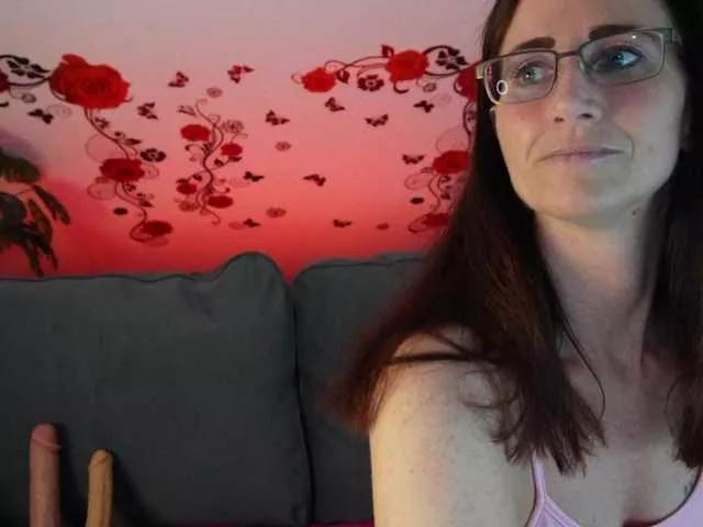 NadjaNeah on BongaCams 