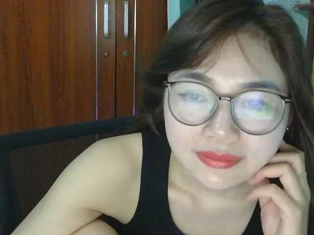 nana7777 on BongaCams