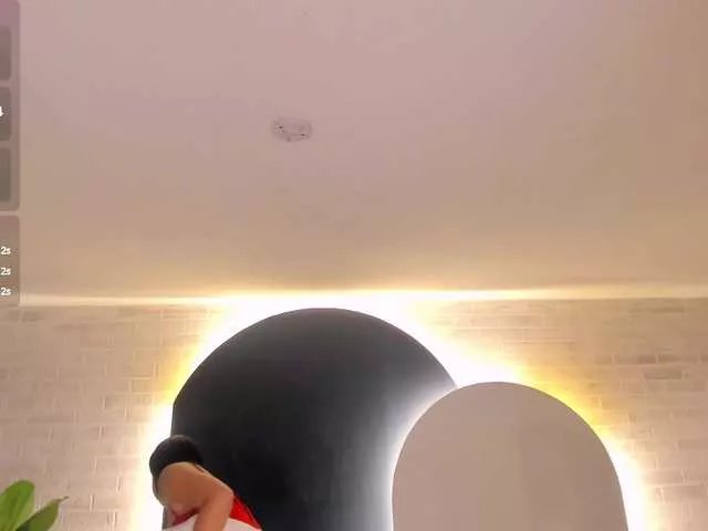 NataliaGaret on BongaCams 