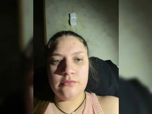 Neisi on BongaCams