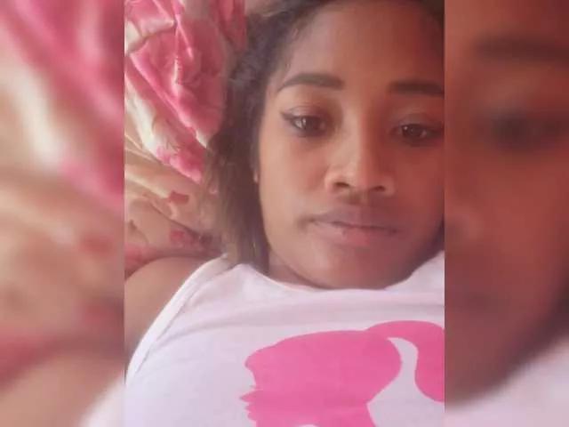 Nickaelle on BongaCams 