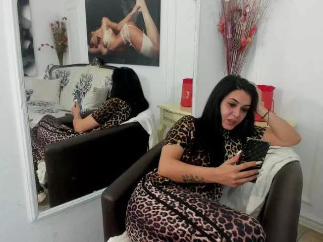 NicoleKateee from BongaCams