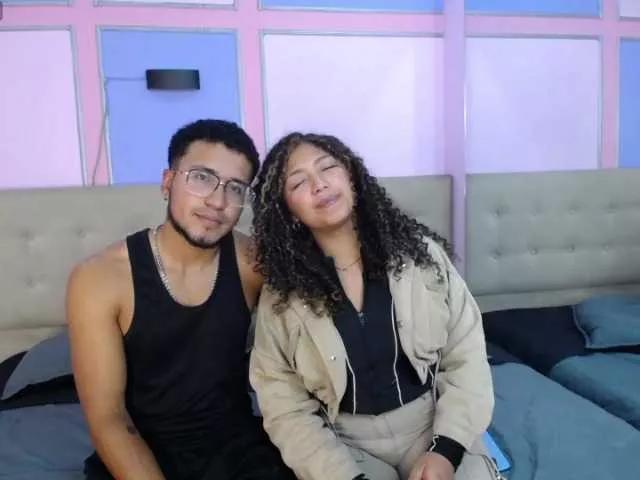 Noa-N-Carolain on BongaCams
