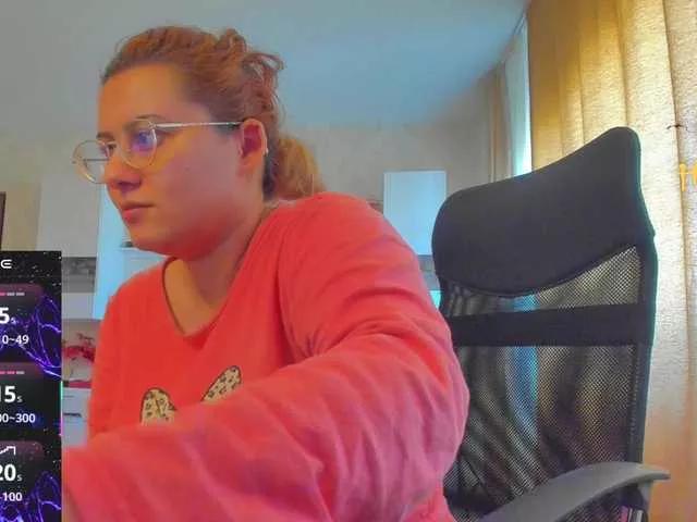 O-Queen on BongaCams