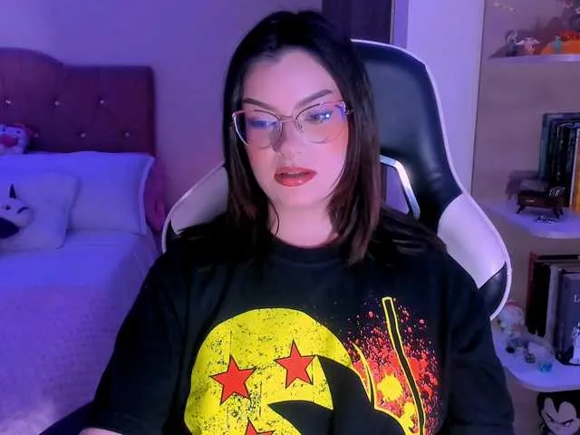 OphelianaRose on BongaCams