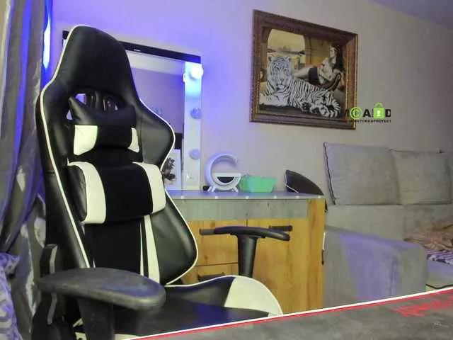 Paratrax on BongaCams