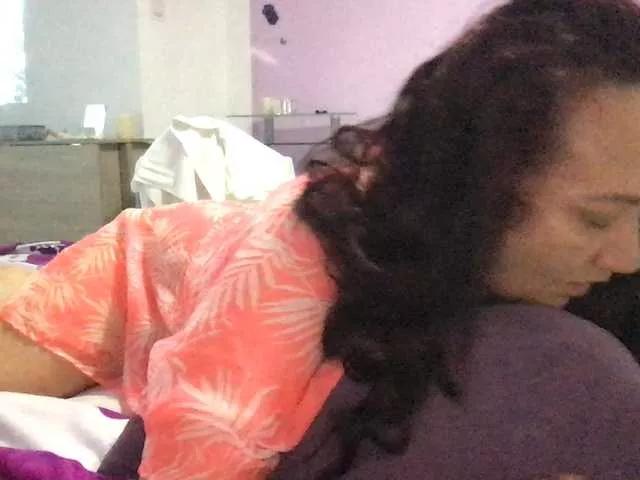 paula19801 on BongaCams