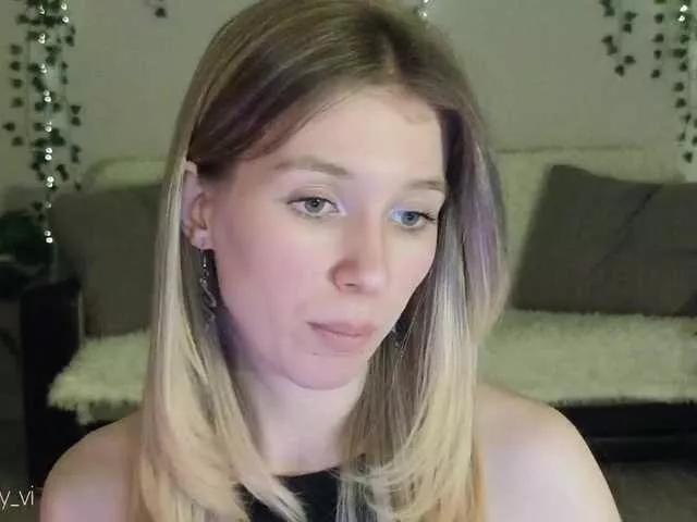peachwinne on BongaCams 