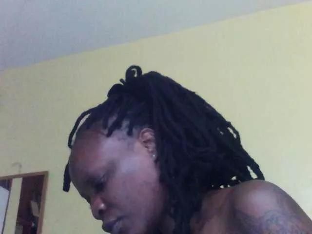 Princessmiles on BongaCams
