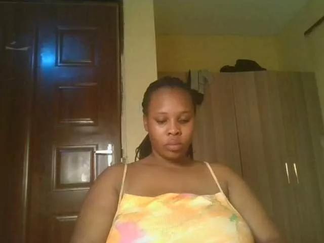 Join 23 years old Queenlily25 from BongaCams Queenlily25 from BongaCams