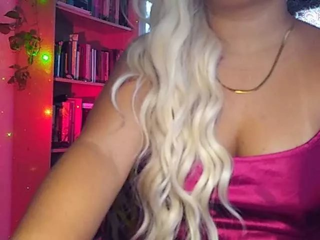 queensativa on BongaCams 