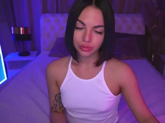 RayLenee on BongaCams