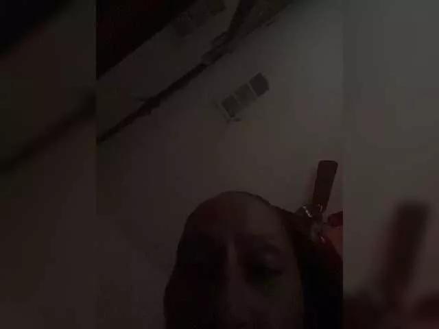 re3se on BongaCams 