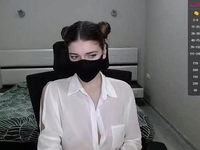 Robin-02 on BongaCams 