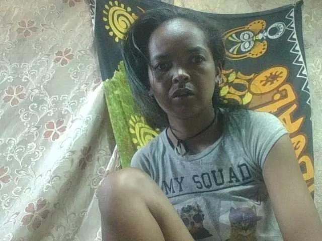 Rosiah2 on BongaCams 