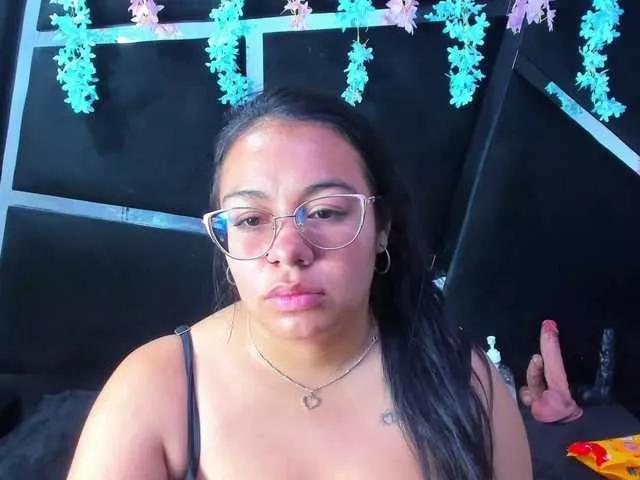 Naked RossiVioleta wants you to fuck her body now RossiVioleta from BongaCams