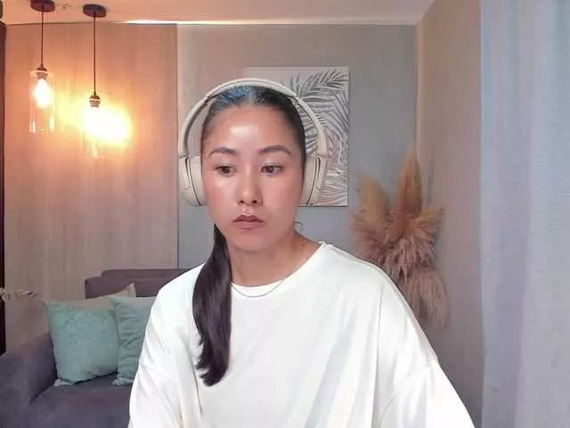 Sadashi1 on BongaCams 