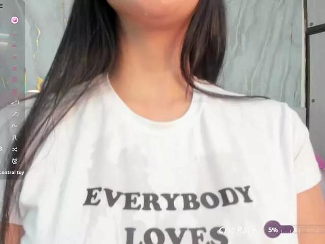 salomehillss- from BongaCams