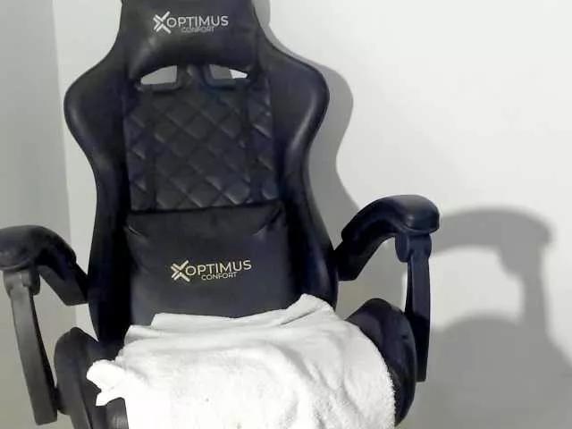 Samhotie from BongaCams