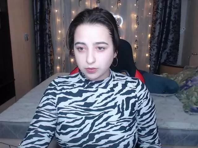 Freechat Sarah-Dumont on BongaCams
