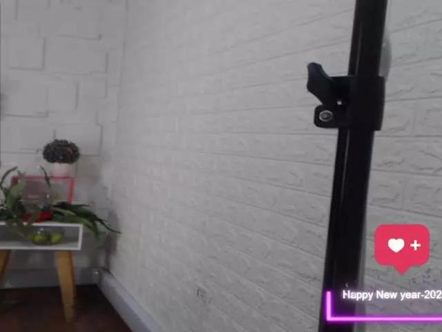 Offline SashaMishot on BongaCams