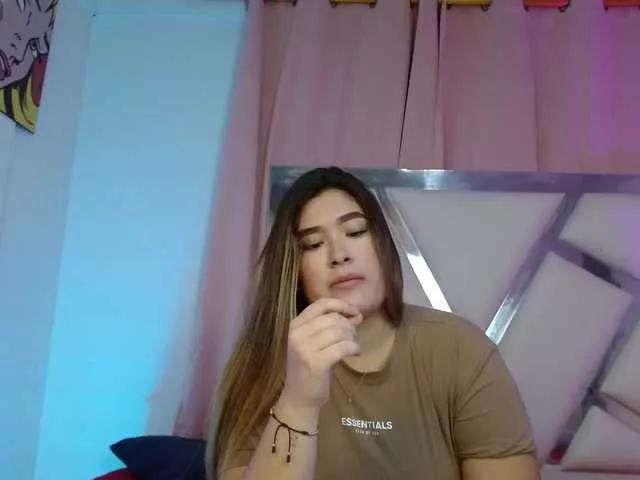 Scarlett-2cute on BongaCams 