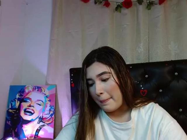 Scarlett-2cute on BongaCams 