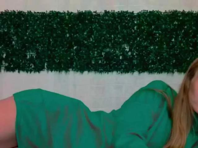 Sccarlets on BongaCams 