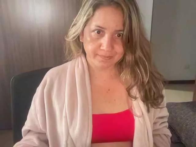 seatedwoman on BongaCams 