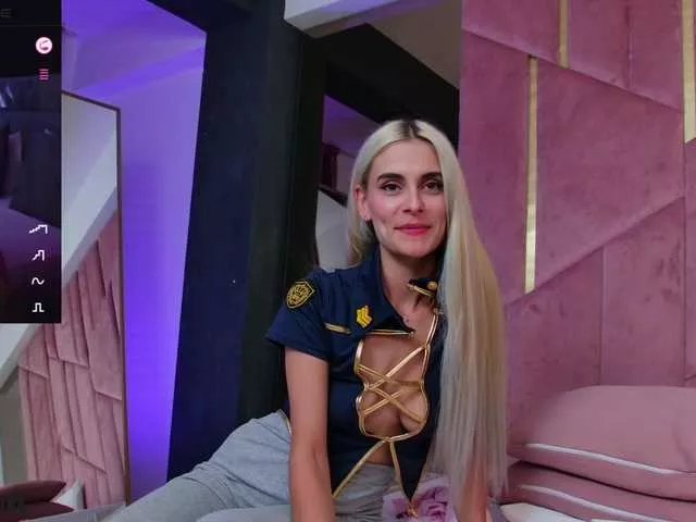 SelenaDaze on BongaCams 