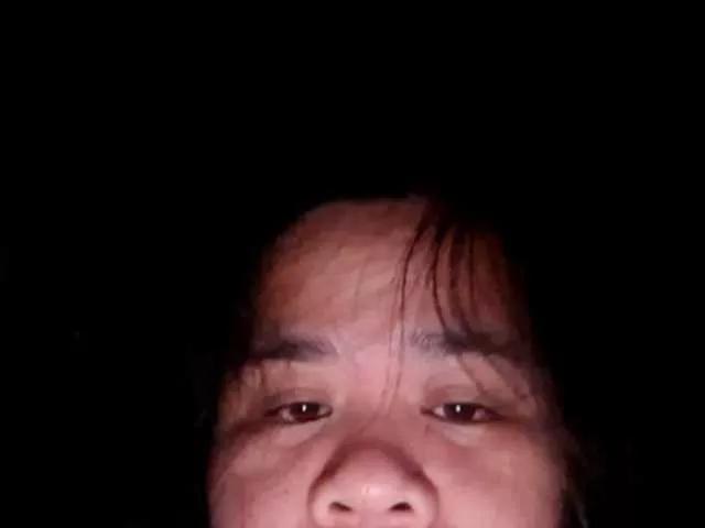 sexyasian27 on BongaCams