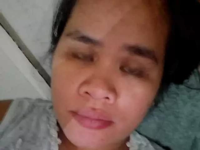 sexyasian27 on BongaCams