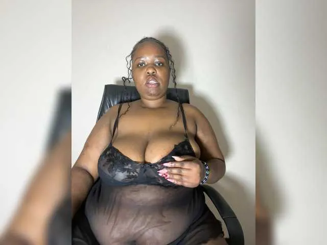 SEXYBOOBS22D on BongaCams