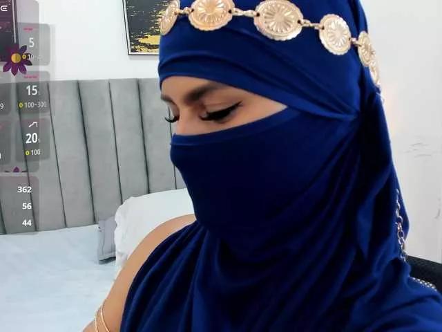 shaiira on BongaCams