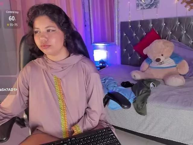 Shaira-Awada on BongaCams 