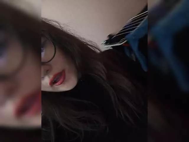 Offline Sofa999 on BongaCams