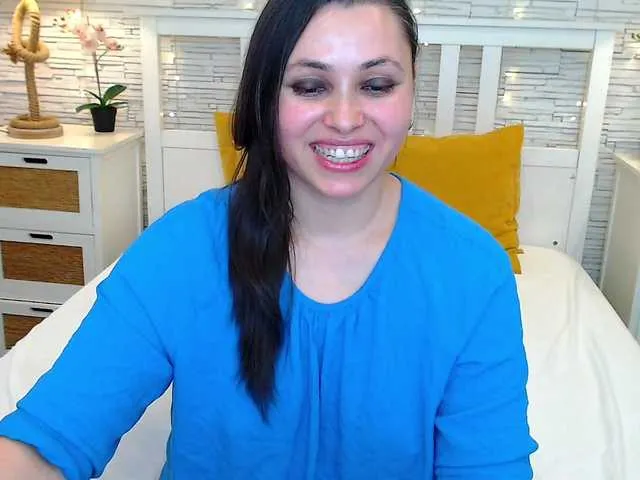 Soft-Lilly on BongaCams