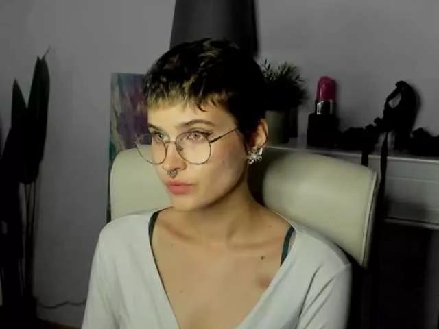 soft-sarah on BongaCams