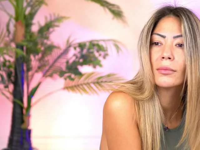 Freechat SophiaPotts on BongaCams