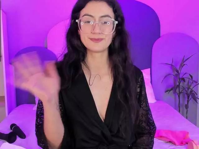 Offline SophieGomez2 on BongaCams