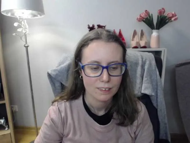 sparkleLizzy on BongaCams