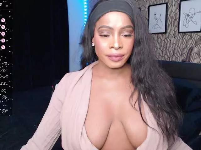 SparkleTittes on BongaCams 