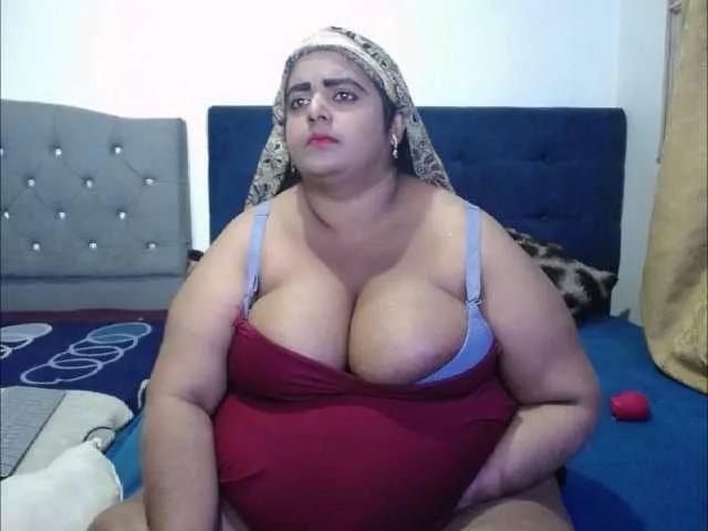 SusanaEshwar on BongaCams 