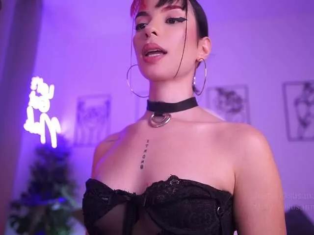 SusannaMoree on BongaCams 