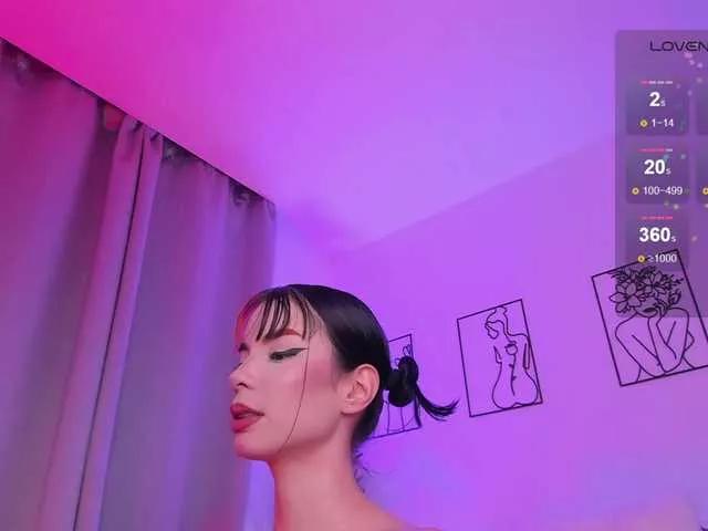 SusannaMoree on BongaCams 