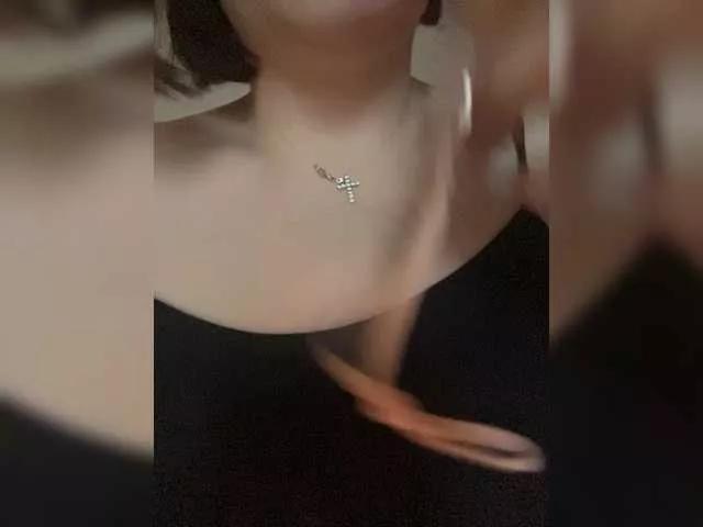 sweetbun1 on BongaCams 