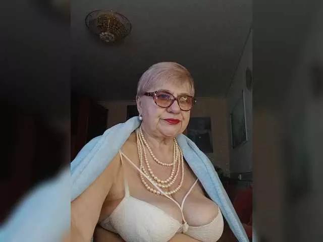 SweetCherry00 on BongaCams 