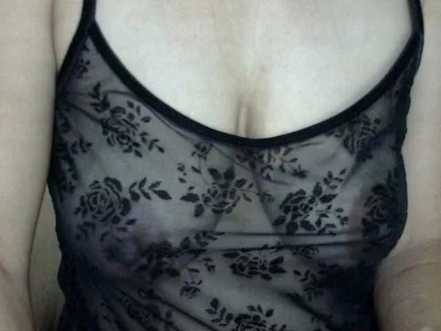 sweetmama17 on BongaCams 