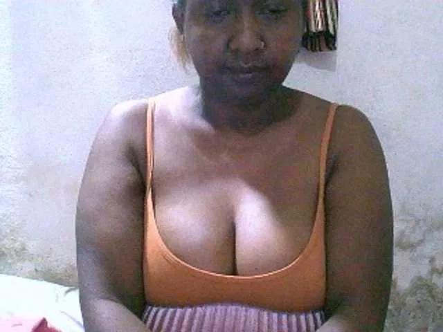 Sylivinaahh on BongaCams